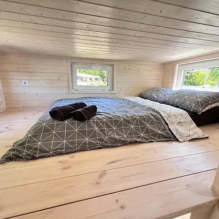 Camping 3 Widoki Kiekrz -domki Tiny House Z Prywatna Plaza I Pomostem Nad Jeziorem Kierskim Poznań