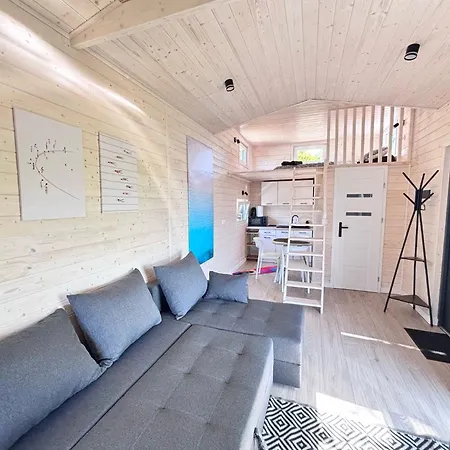 3 Widoki Kiekrz -domki Tiny House Z Prywatna Plaza I Pomostem Nad Jeziorem Kierskim Camping Poznań