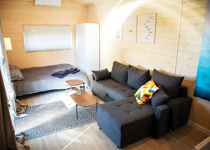 3 Widoki Kiekrz -domki Tiny House Z Prywatna Plaza I Pomostem Nad Jeziorem Kierskim Кемпинг *